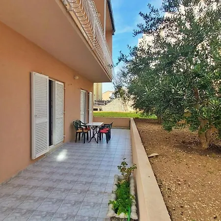 Mandalinic Appartement *