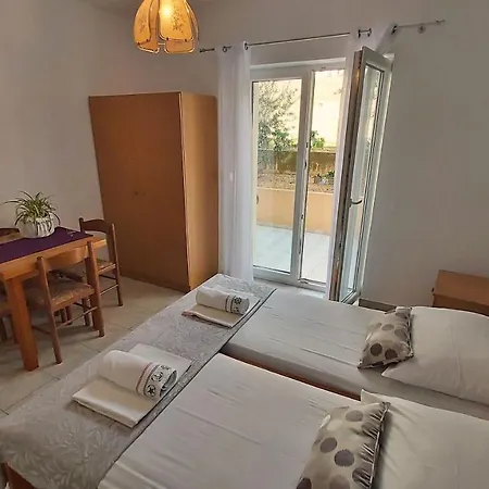 Mandalinic Appartement