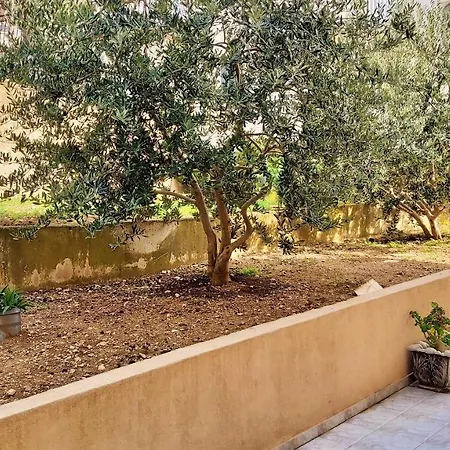 Appartement Mandalinic Omiš
